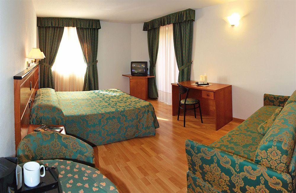 Albergo Aprica Garni Ngoại thất bức ảnh