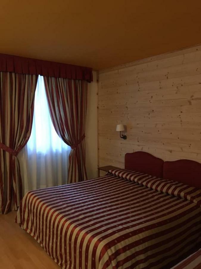Albergo Aprica Garni Ngoại thất bức ảnh